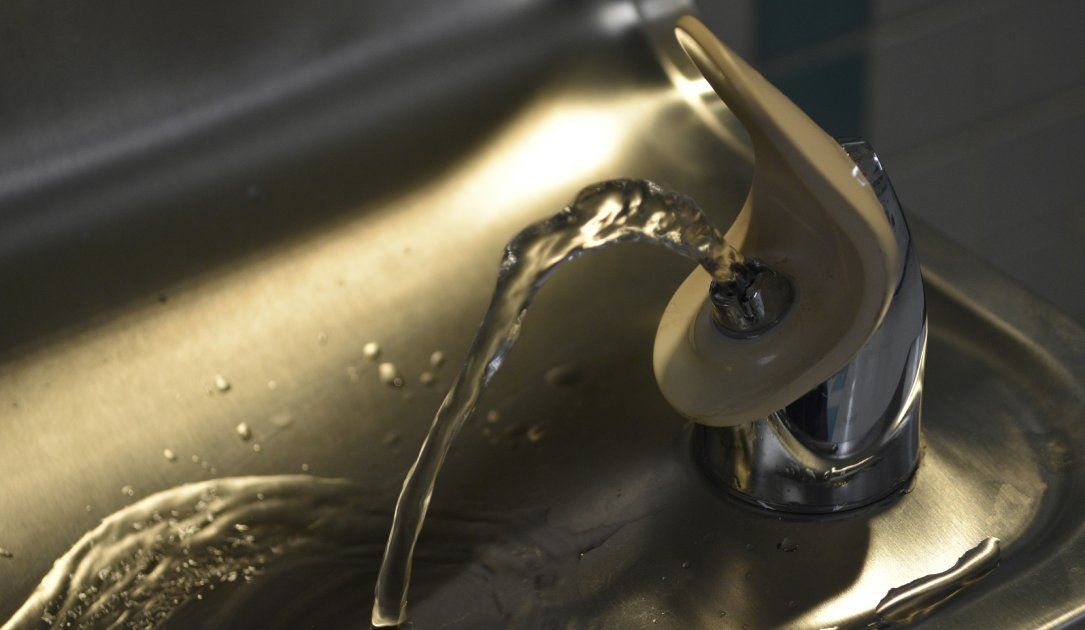 Imagen de la noticia: Los demócratas del Senado presentan un proyecto de ley para distribuir 300 millones de dólares anuales para reforzar la ciberseguridad del sistema de agua (Th
