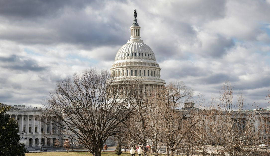 Imagen de la noticia: Veteranos de seguridad nacional advierten contra retrasos en la reautorización de FISA 702 (The Record Cybersecurity)