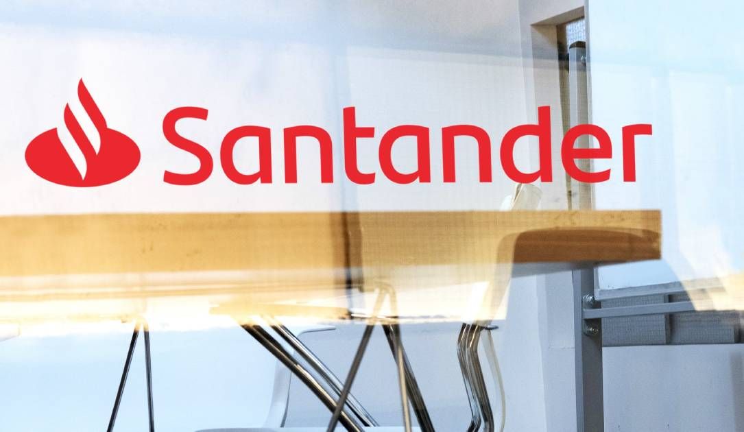 More than 12,000 Santander employees in US affected by Snowflake customer breach