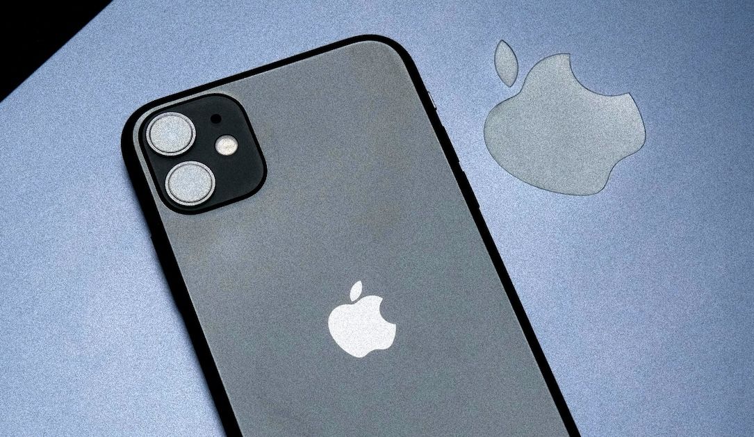 UK reportedly demands secret ‘back door’ to Apple users’ iCloud accounts