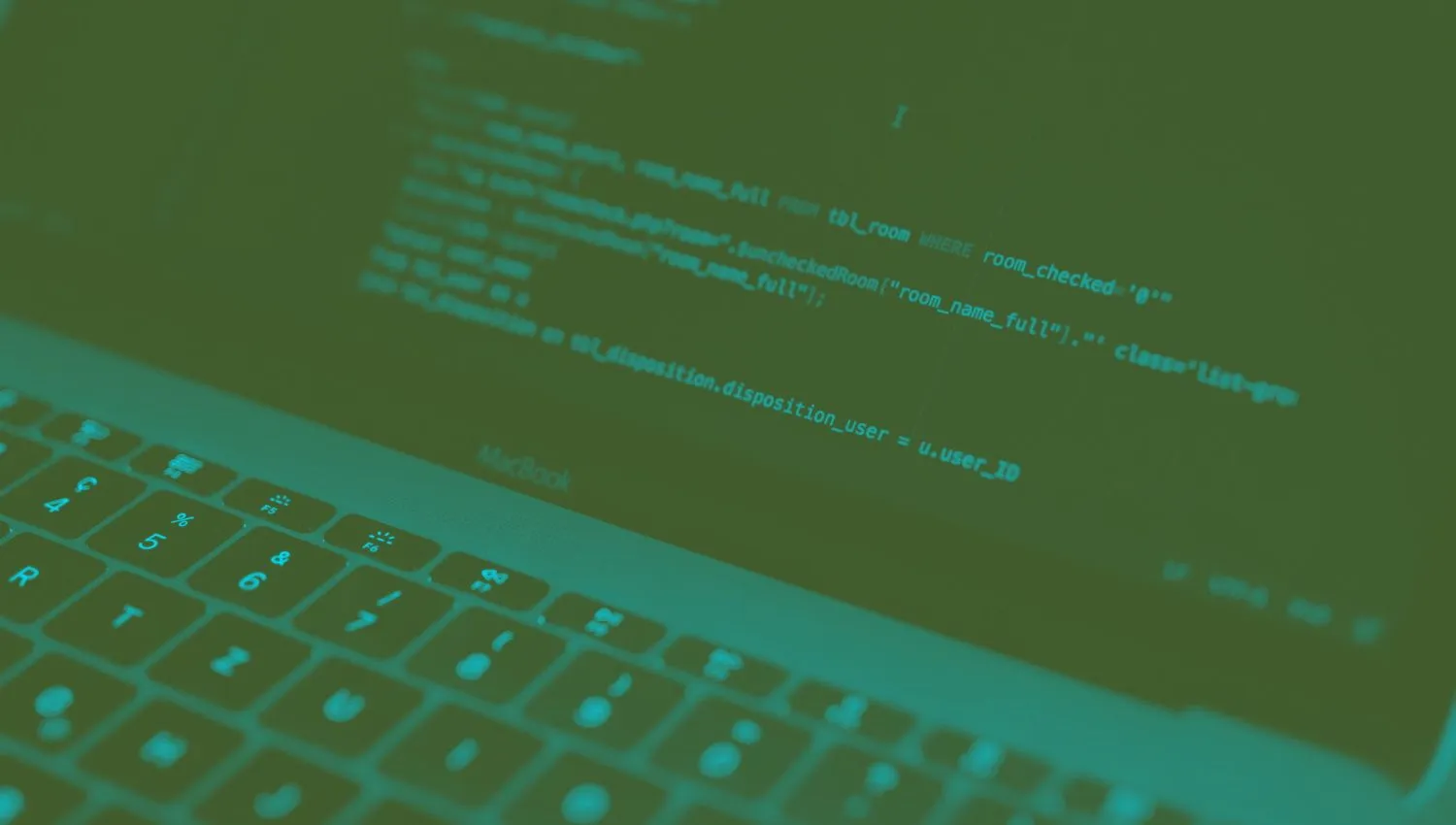 FBI, UK gov’t urge orgs to patch Oracle E-Business vuln after alleged Clop campaign