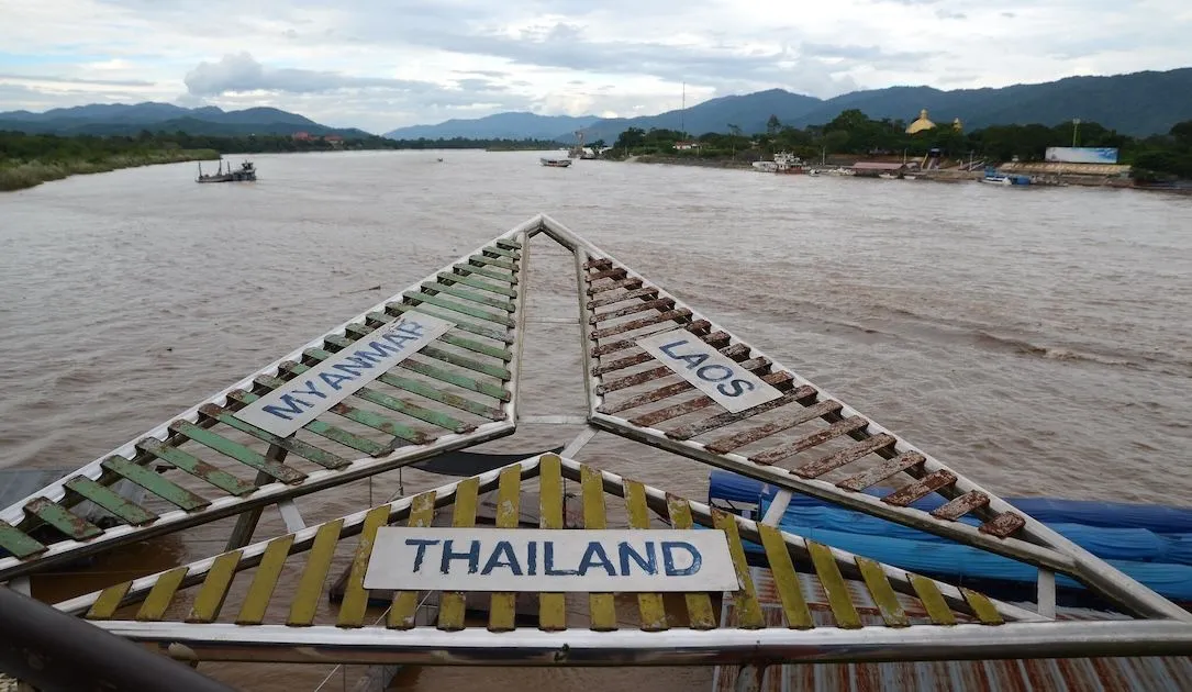 Golden Triangle: Myanmar, Laos, Thailand 