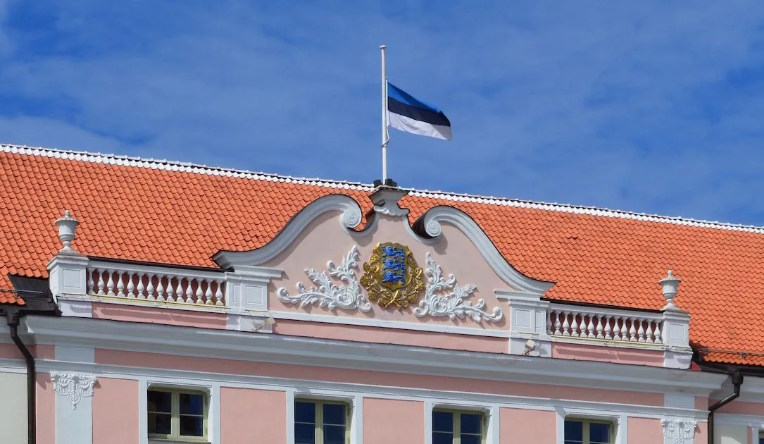 Riigikogu-Tallinn-Estonia.jpg