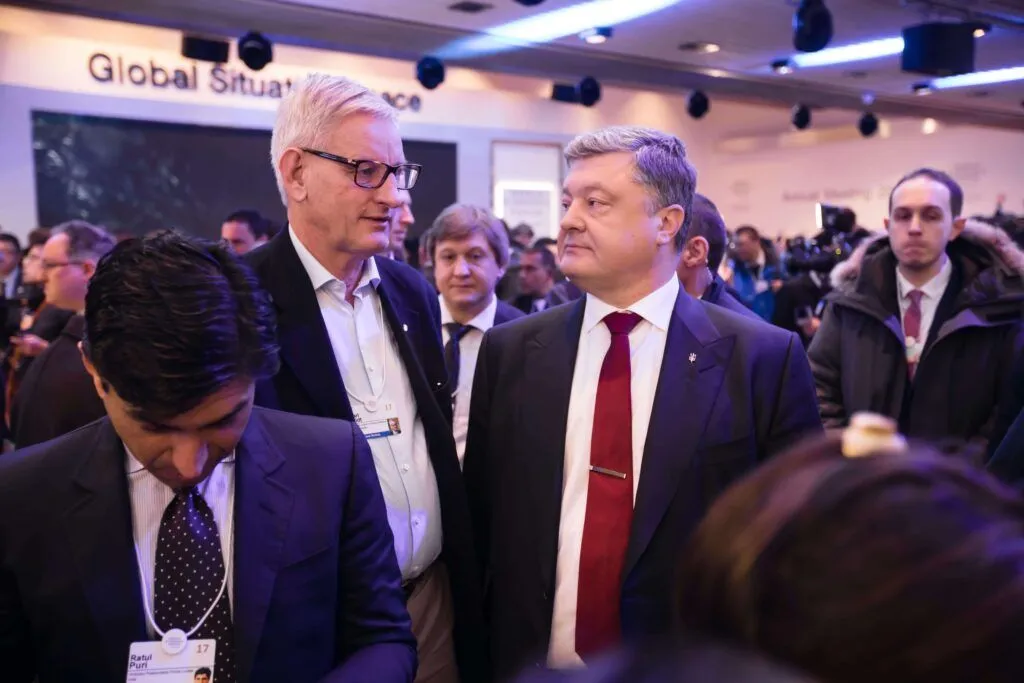 bigstock-Petro-Poroshenko-And-Carl-Bild-166147772-1-1024x683.jpg