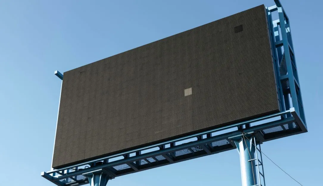 Canada’s privacy regulator to probe billboards equipped with facial scanning tech