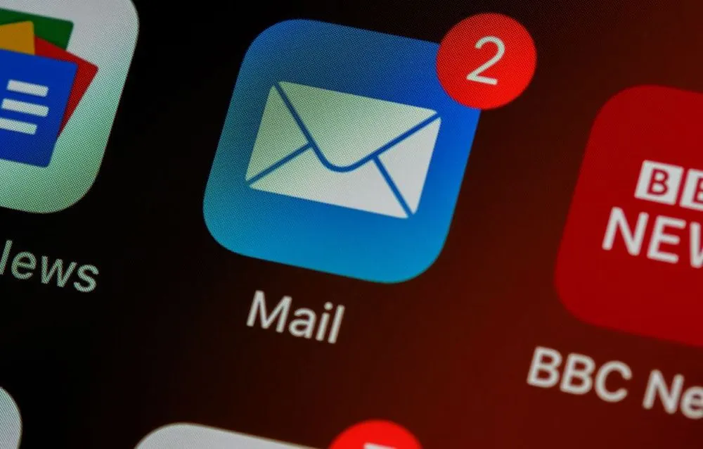 email icon