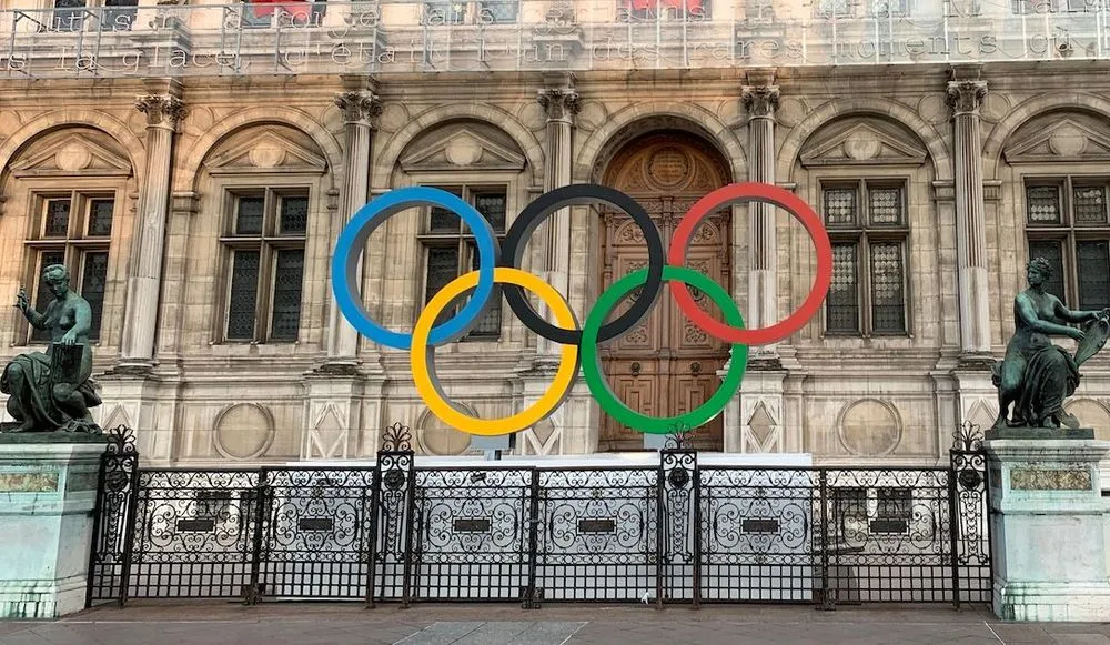Olympic rings in Paris