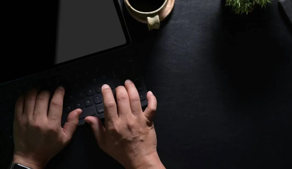 Keyboard hands