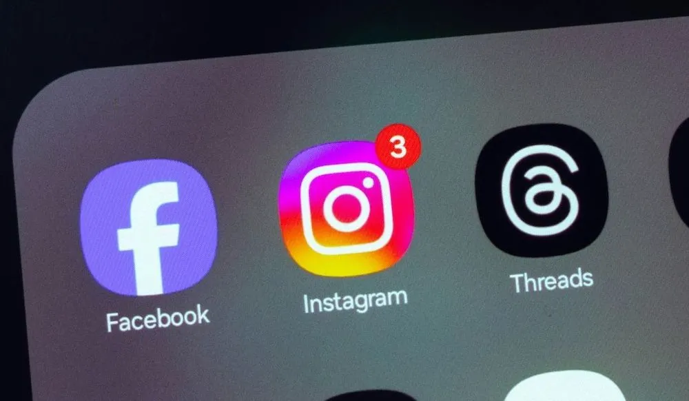 Meta: Facebook, Instagram, Threads