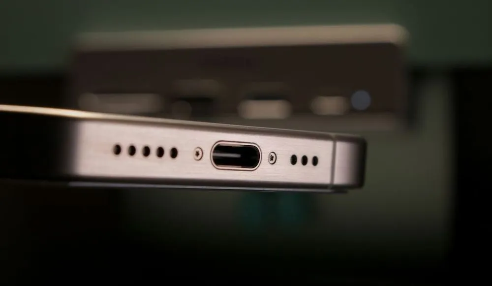 mobile phone jack