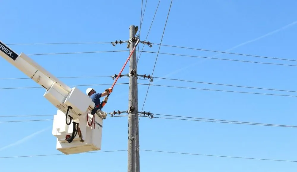 utility pole