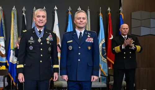 Gen. Nakasone and Gen. Haugh