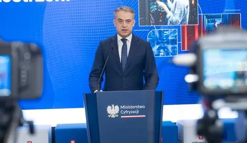 Krzysztof Gawkowski, Polish digital affairs minister