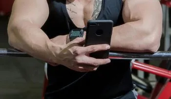 weightlifter phone