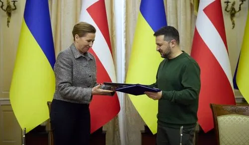 Zelensky and Danish Prime Minister Frederiksen