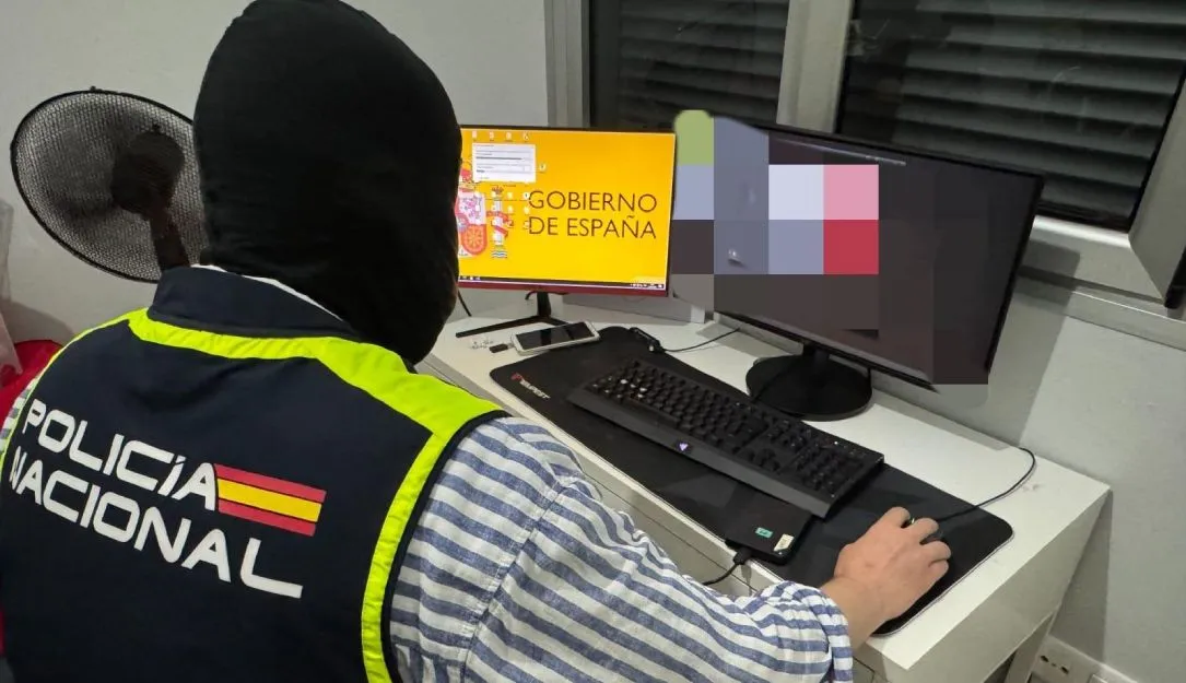 Spain arrests two over data leaks targeting state officials, journalists