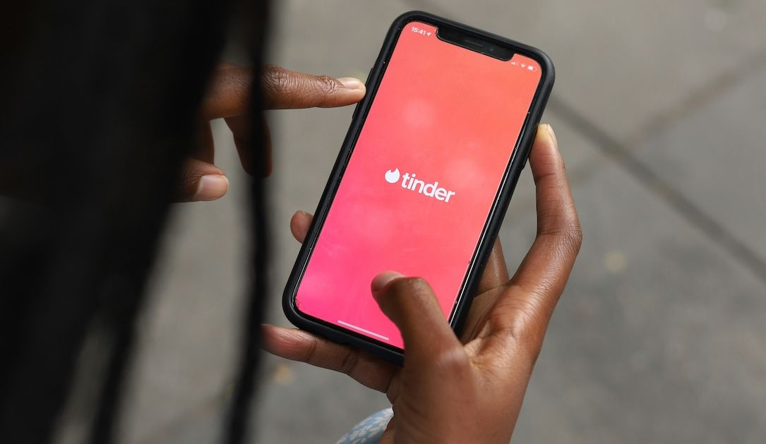 Tinder to expand face verification tech to more states - threcord.media(tech)