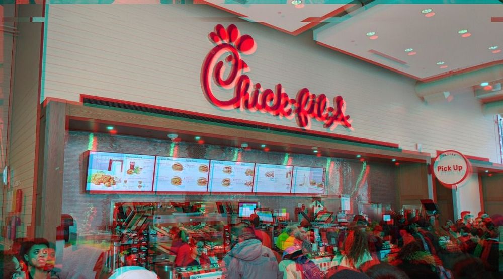 Image: Sikander Iqbal via Wikimedia Commons/PhotoMosh