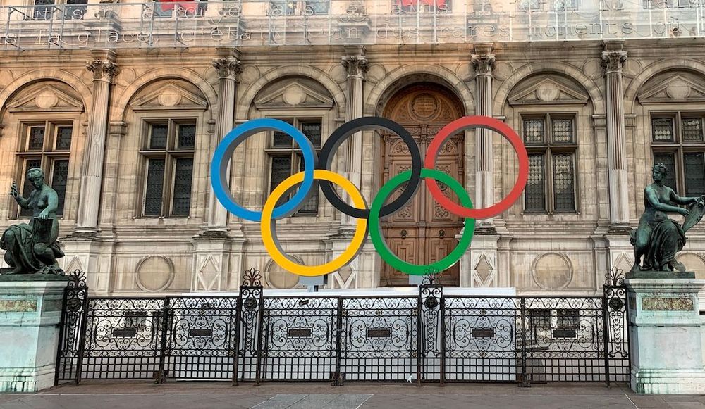 Olympic rings in Paris