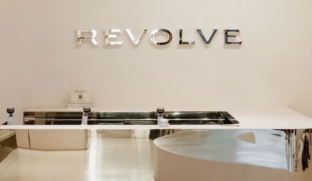 Resolve store