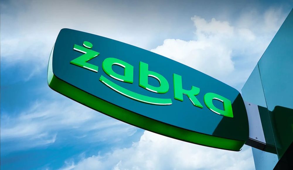Żabka store sign