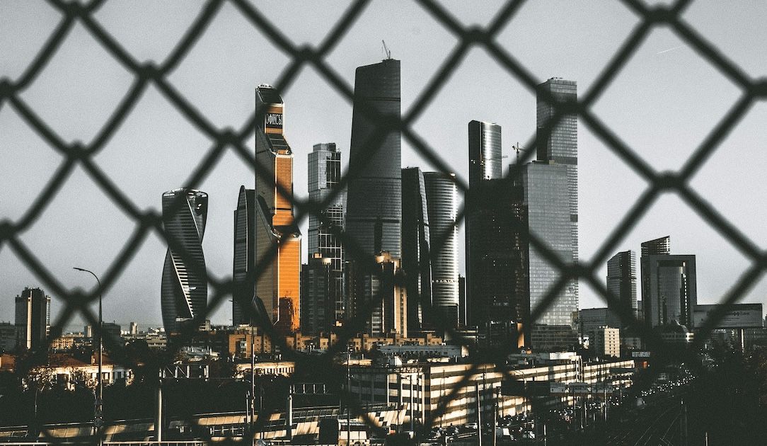 Major Russian state services disrupted, reportedly due to cyberattack - threcord.media(cybercrime)