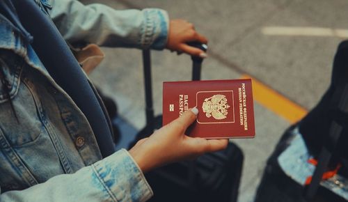 Person holding Russian passport