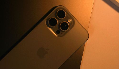 iPhone